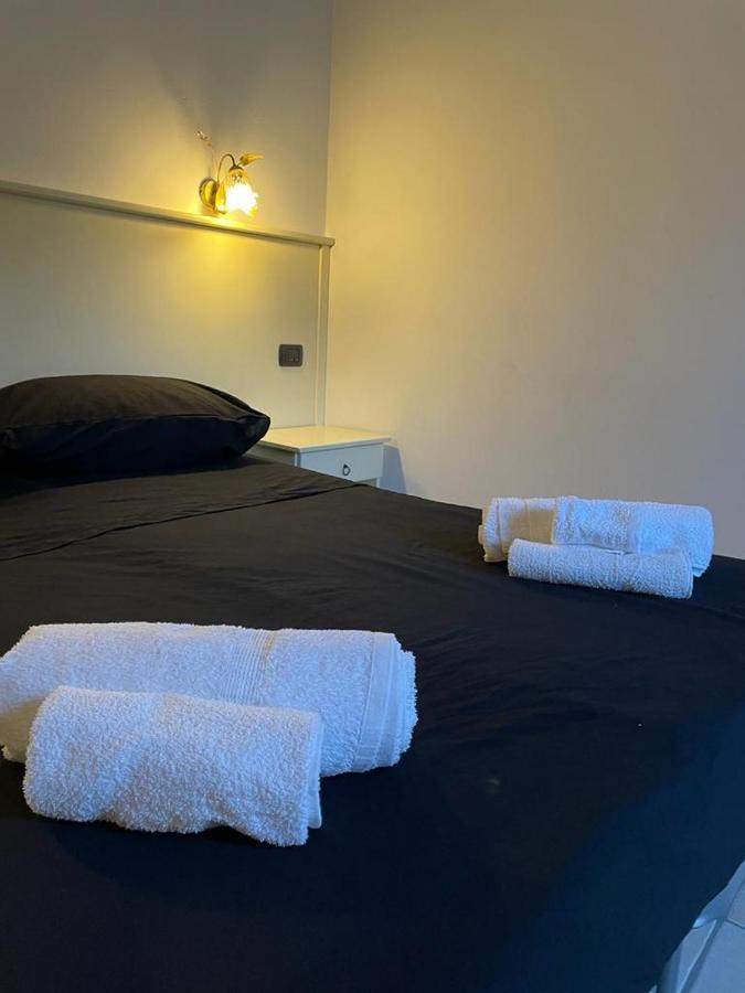 Oz House Bed & Breakfast Scalea Eksteriør bilde